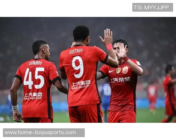 前海港外援古斯塔沃抵达郑州加盟河南队倒计时已开启