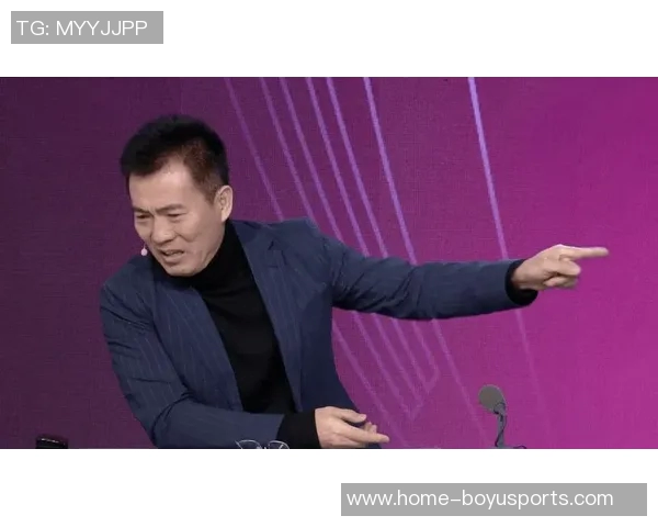 三场不败零失球展现希望黄健翔呼吁关注中国足球的复苏之路