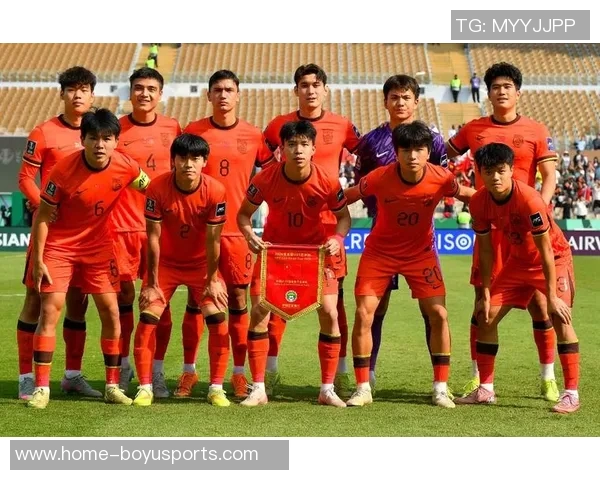 三场不败零失球展现希望黄健翔呼吁关注中国足球的复苏之路 三场不败零失球展现希望黄健翔呼吁关注中国足球的复苏之路