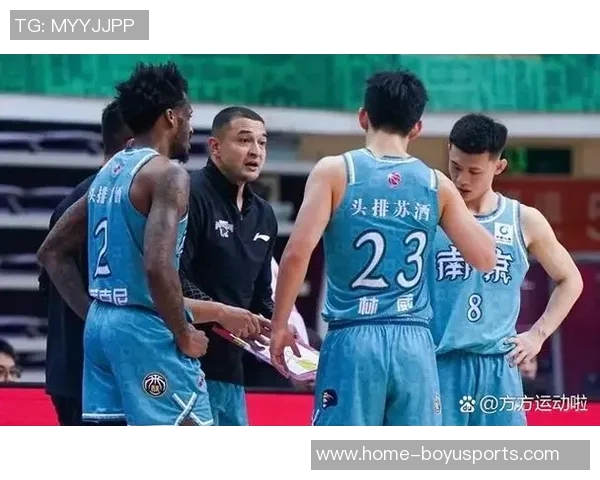 贝弗利看好小贾巴里史密斯本赛季表现将大幅提升的原因分析 贝弗利看好小贾巴里史密斯本赛季表现将大幅提升的原因分析