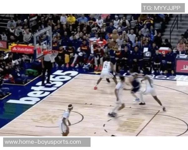 普尔半场表现平平10投仅4中三分球全失仅得10分助攻和篮板均不突出