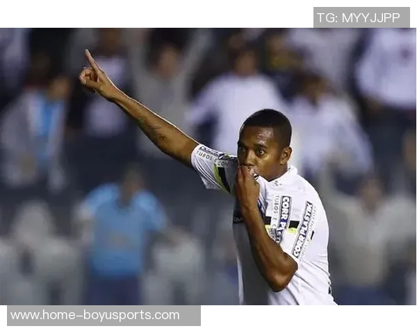 法媒称罗比尼奥之子在桑托斯表现出色解约金高达5000万欧元